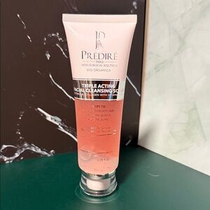 Predire Facial Cleansing Scrub